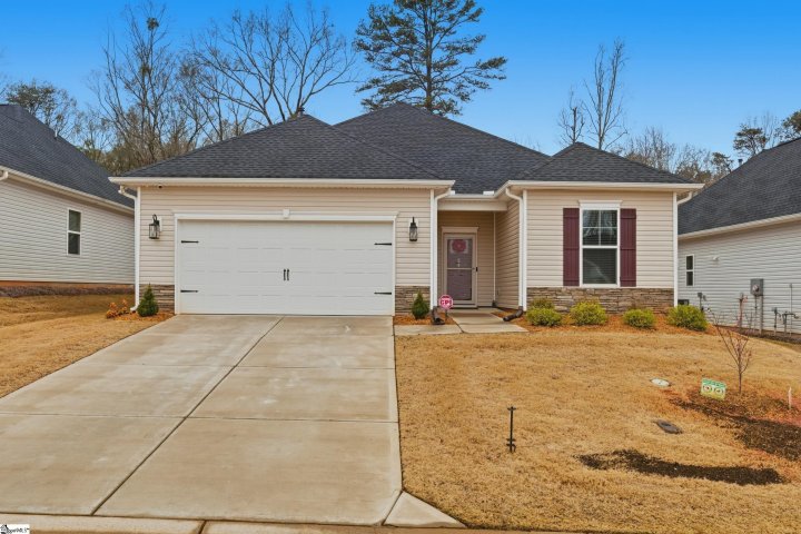 541 Clairbrook Court sold home in Oakton, Greer, SC