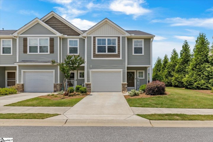 26 Harvest Bell Lane sold home in The Townes At Eastside, Taylors, SC