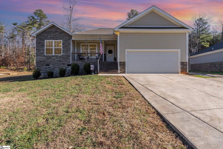520 Edens Road sold home in Woodland Ridge, Pickens, SC