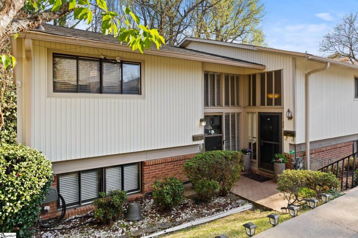 37 Briarglen Place sold home in Briarcreek, Greenville, SC
