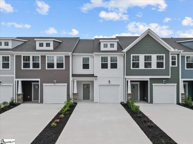 521 W Norvell Court pending home in Ransdell Pointe, Spartanburg, SC