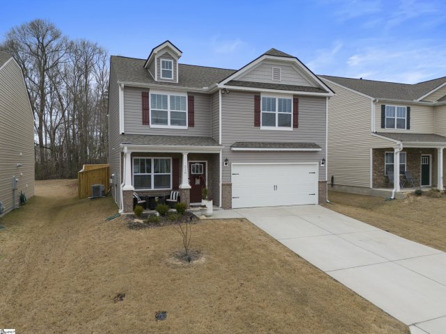 516 Gammon Lane active home in Durbin Meadows, Fountain Inn, SC