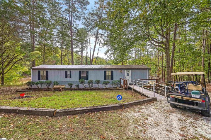 725 Shelor Ferry Road active home in Port Bass, Fair Play, SC