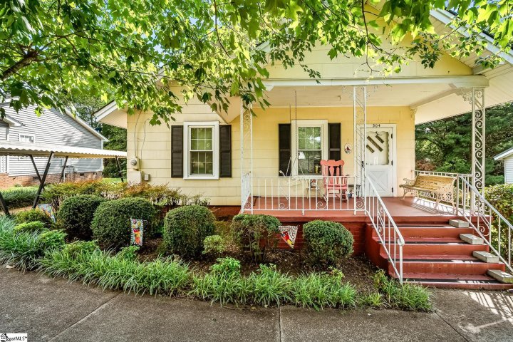 304 S 6Th Street sold home in Woodside Mill, Easley, SC