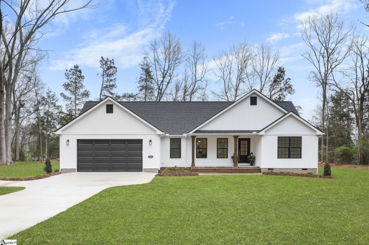 1005 Cove Circle pending home in Stone Creek Cove, Anderson, SC