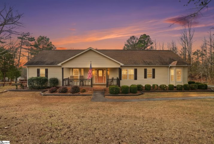 110 Indian Ridge Drive sold home in Lake Rabon Estates, Laurens, SC