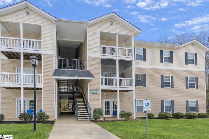 222 Mckenna Circle sold home in McKenna Commons, Greenville, SC