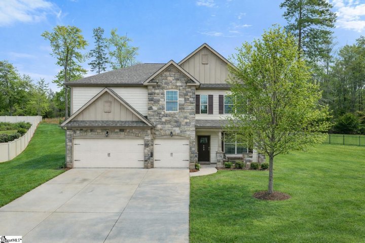 809 Jadeite Way sold home in Sapphire Pointe, Duncan, SC