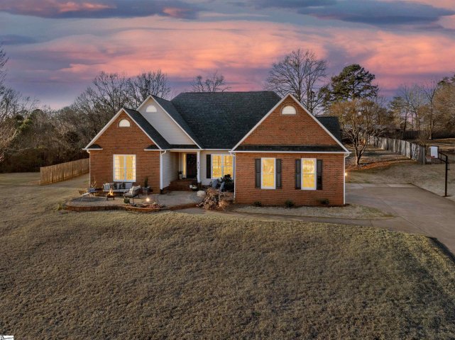 404 Grayson Drive sold home in Shenandoah III, Moore, SC