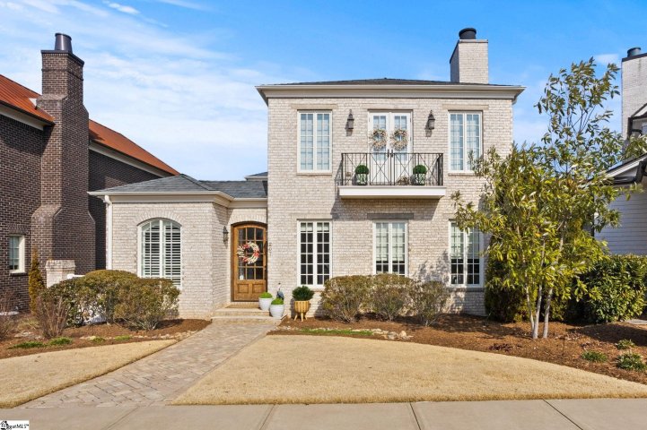 207 Rembert Street active home in Hartness, Greenville, SC
