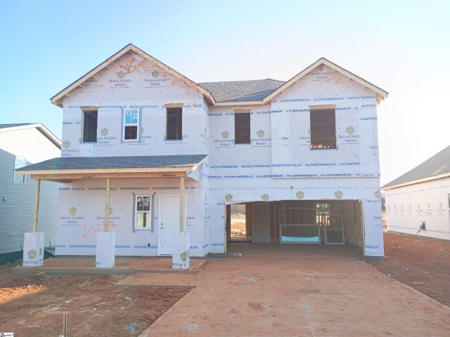 210 Green Pasture Road active home in Reedy Creek Estates, Fountain Inn, SC
