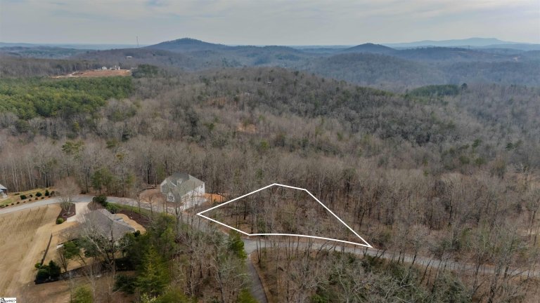 109 Cabernet Way sold home in Crescent Mountain Vineyard, Travelers Rest, SC