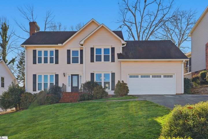 18 River Way sold home in Pelham Falls, Greer, SC