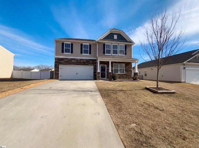1242 Elterwater Lane pending home in Hawthorn Grove, Spartanburg, SC
