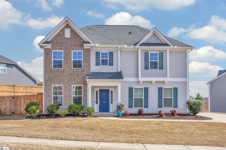 123 W Pyrenees Drive pending home in Lyman Farms At Shiloh, Lyman, SC