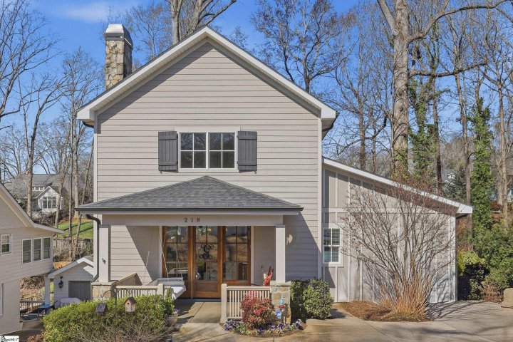 218 Cammer Avenue active home in Augusta Road, Greenville, SC