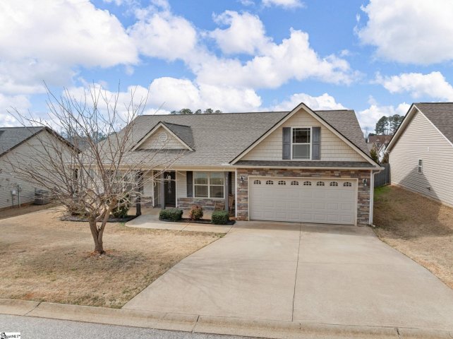 313 Highland Springs Loop pending home in Highland Springs, Inman, SC