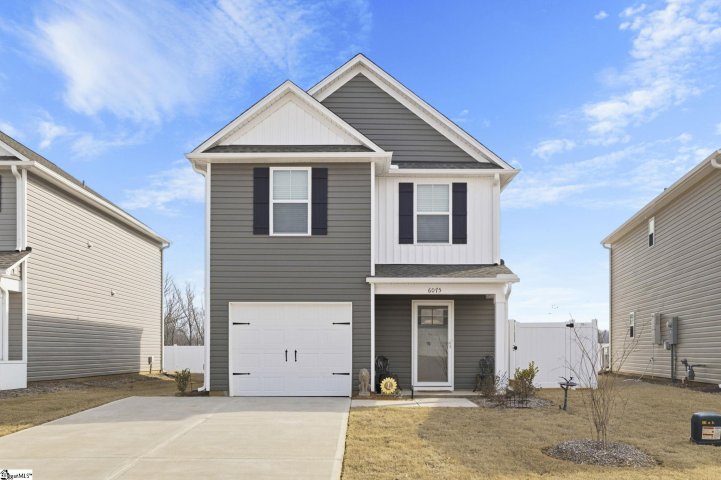 6075 Willutuck Drive active home in Hazelwood, Boiling Springs, SC