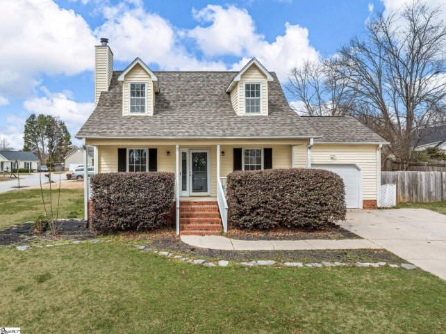 801 Dunwoody Drive sold home in Dunwoody Oaks, Simpsonville, SC