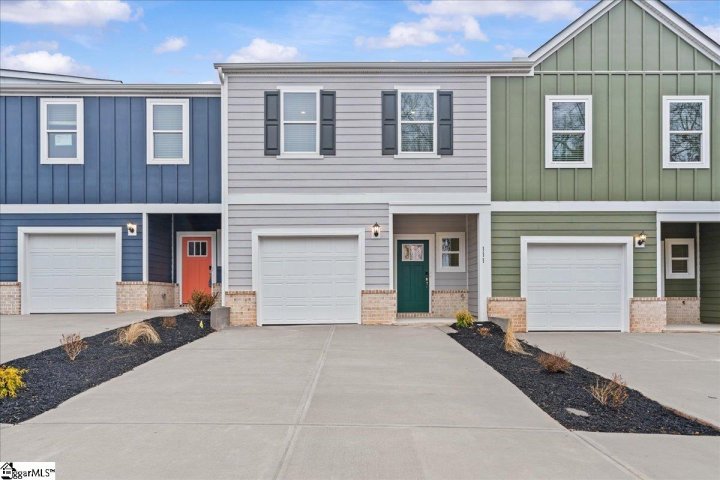111 Kerwin Court pending home in Crossing At Abner Creek, Greer, SC