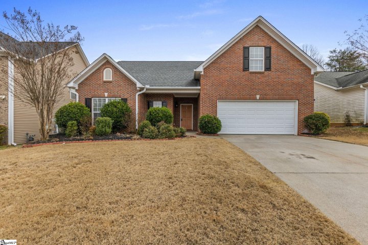 704 Center Road pending home in Reid Valley, Taylors, SC