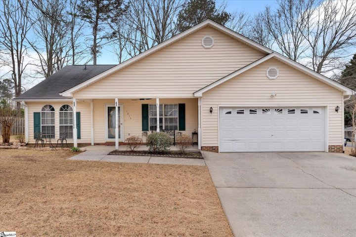 1215 Ravenswood Drive sold home in Hunters Glen, Anderson, SC