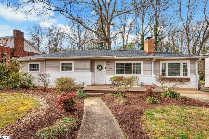 205 Bradley Boulevard pending home in University Park, Greenville, SC
