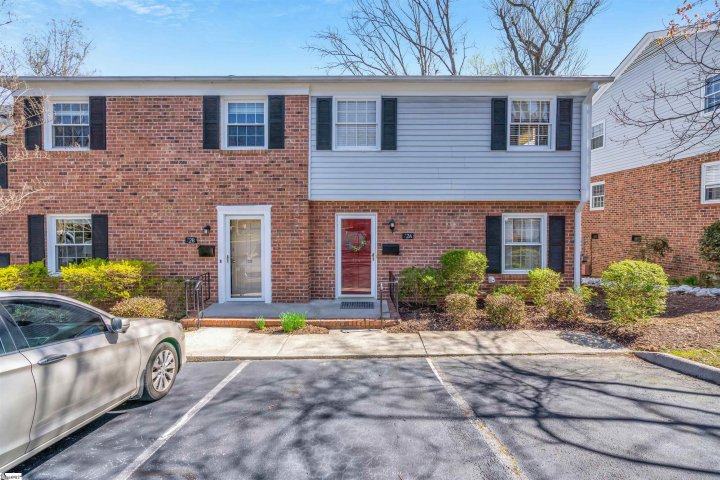 Homes in Williamsburg, Greenville