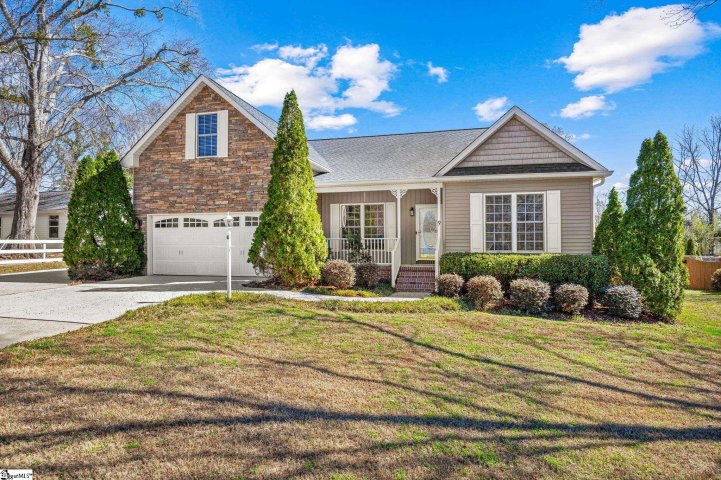 9 Randy Drive sold home in Edwards Forest, Taylors, SC