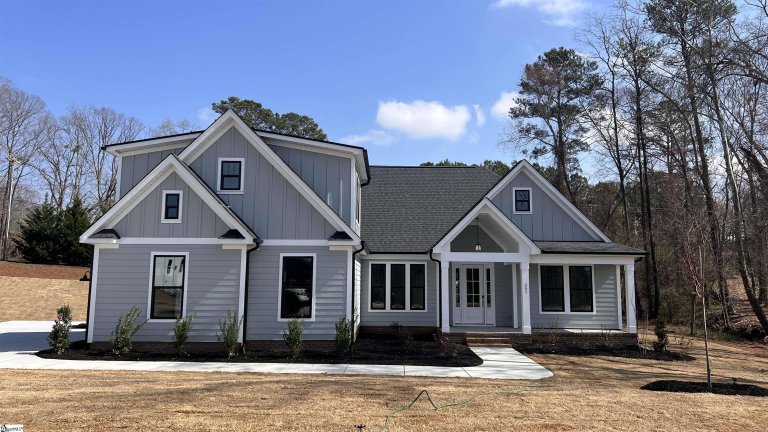 203 Timothy Court active home in Walker'S Pointe, Anderson, SC