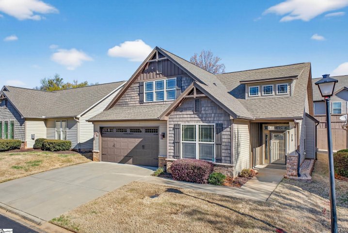 219 Catskill Drive pending home in Bluestone Cottages, Taylors, SC