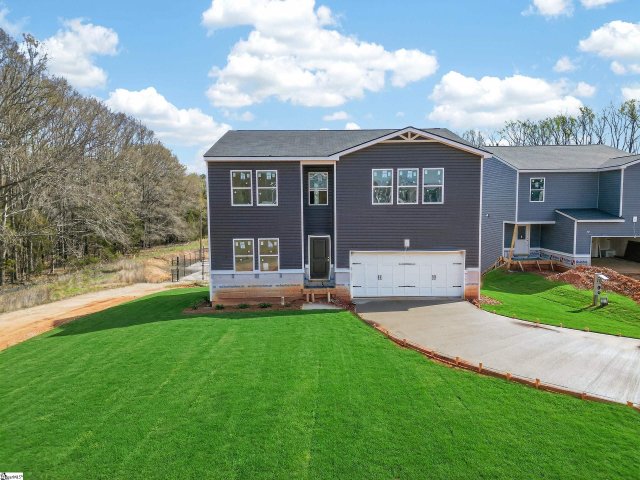 Homes in Reedy Creek Estates, Fountain Inn
