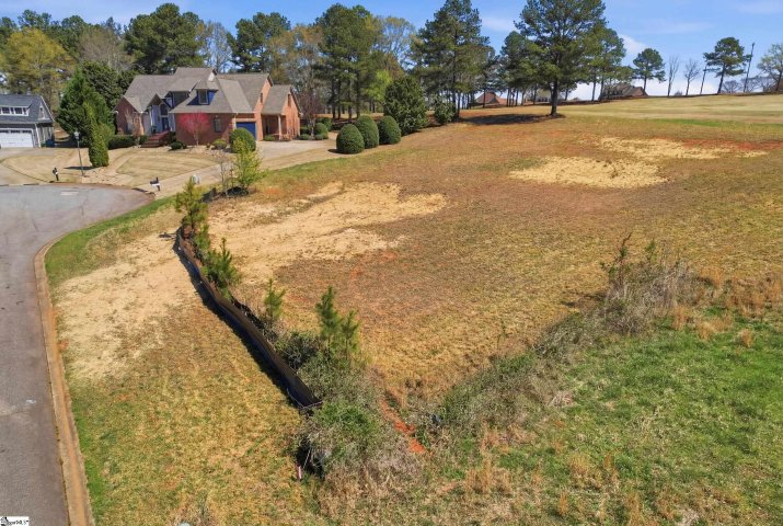 515 Willbrook Court active home in Woodfin Ridge, Inman, SC