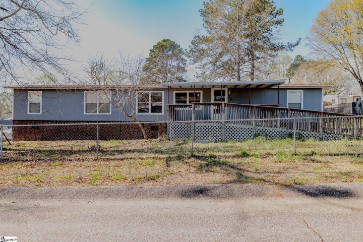 118 Wellington Road sold home in Brookside Village, Wellford, SC