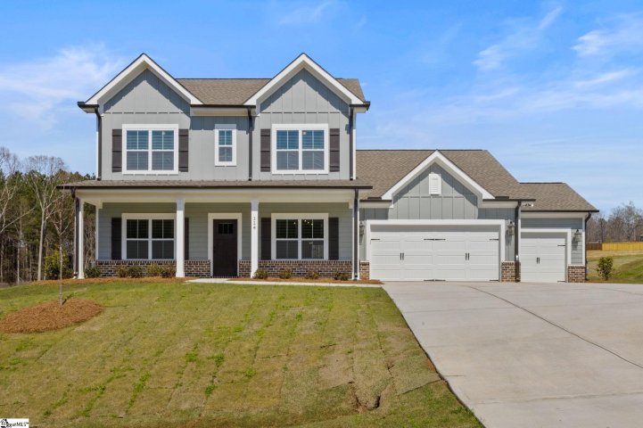 Homes in Cherokee Knoll, Williamston