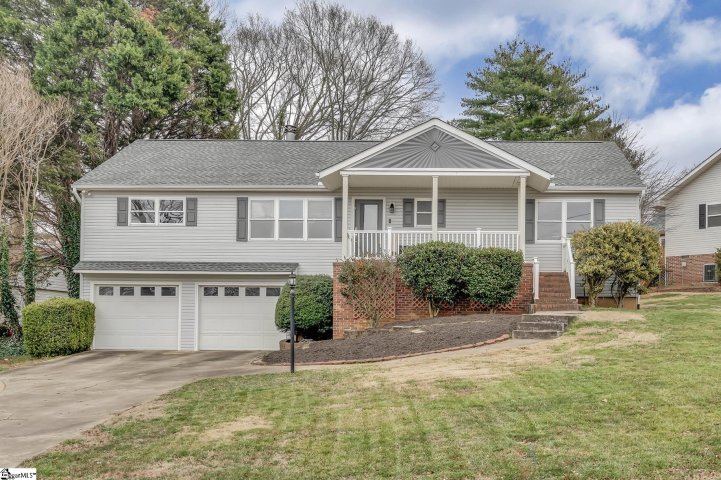 Homes in Wellington Green, Greenville