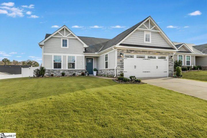 2315 Caffry Lane active home in Elmwood Cottages, Boiling Springs, SC
