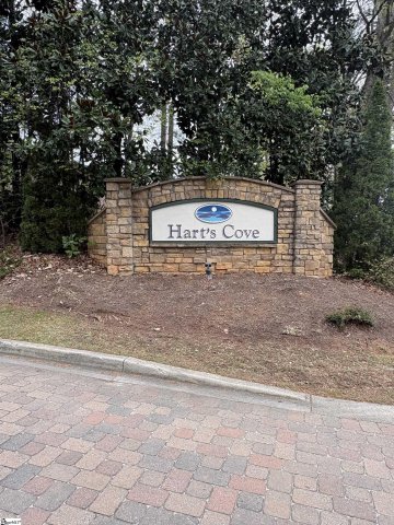 1612 Harts Ridge Drive pending home in Harts Cove, Seneca, SC