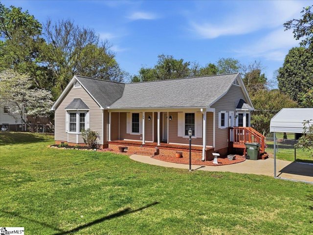 207 E Celestial Drive sold home in Crestview Hills, Greer, SC