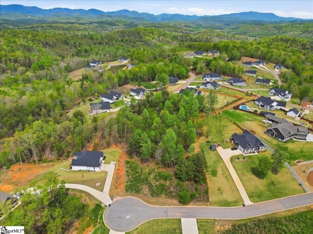30 Chippewa Court pending home in Pointe Summit, Marietta, SC