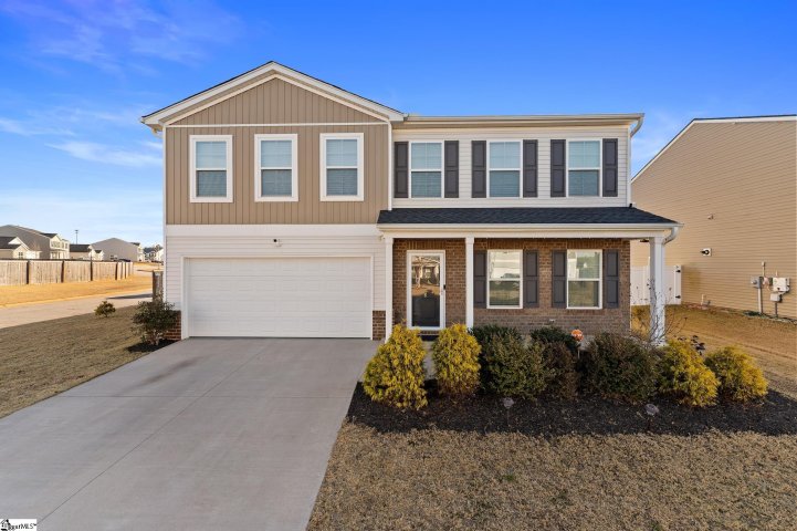 6 Glad Street pending home in Harrington, Greenville, SC