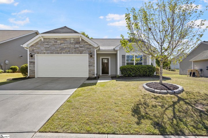 302 Gibby Lane pending home in Bryson Meadows, Simpsonville, SC