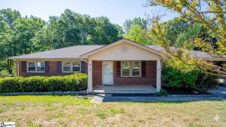 620 Creighton Drive pending home in Colonial Hills, Taylors, SC