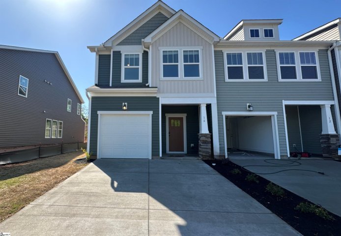 16 Shoemaker Road pending home in Marion Square, Greenville, SC