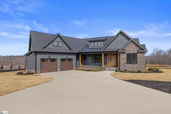 162 Meadow Park Drive active home in Longview Carolina, Easley, SC