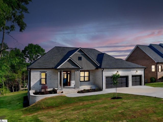 1027 Tuscany Drive active home in Tuscany, Anderson, SC