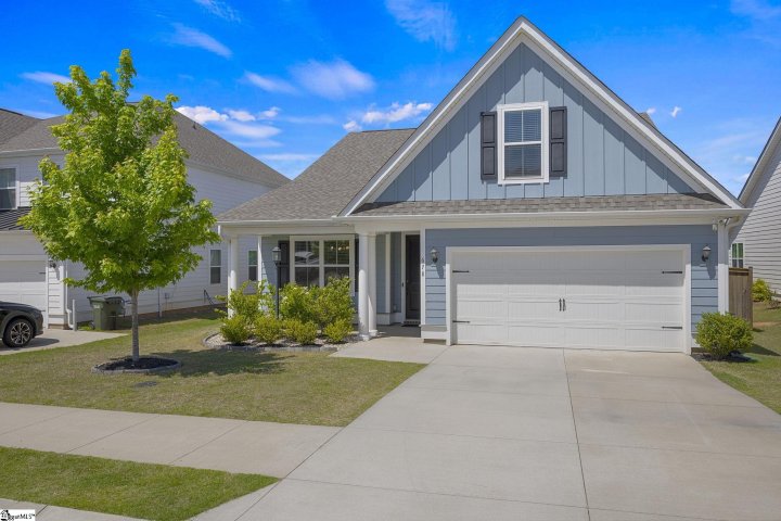 678 Crossbuck Trail pending home in Saddlebrook Farm, Greer, SC