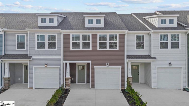 517 W Norvell Court pending home in Ransdell Pointe, Spartanburg, SC