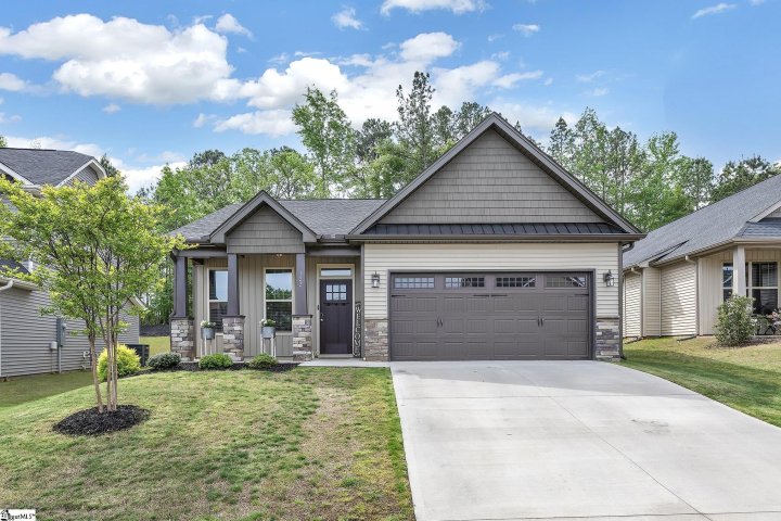 122 River Trace Loop active home in River Trace, Simpsonville, SC