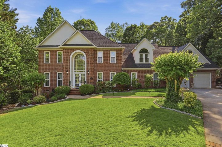 111 Overlook Court active home in Middle Creek, Easley, SC